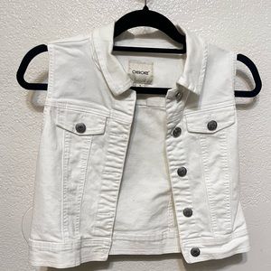 White jean Vest